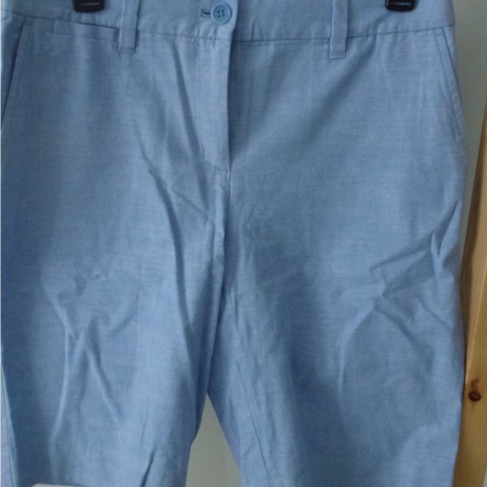 Talbots Sky Blue Chambray 100 % Cotton Women's Bermudas